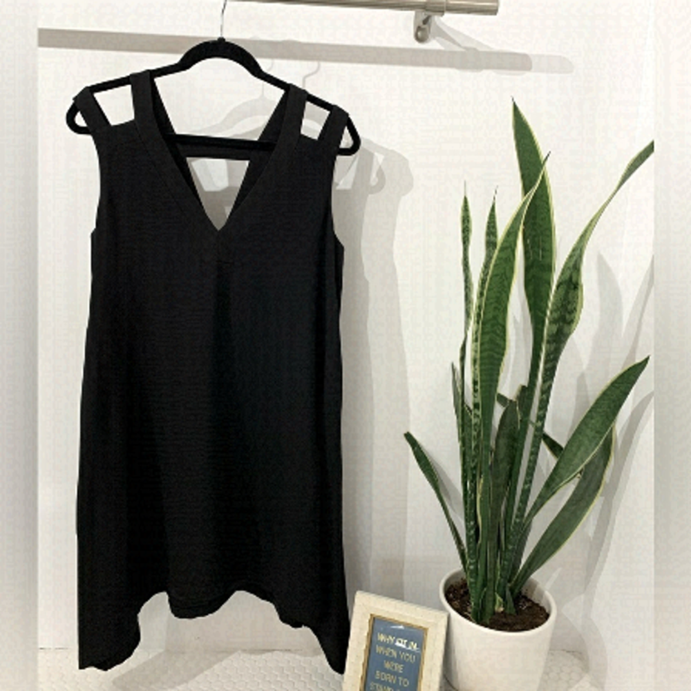 BCBG MaxAzria black dress